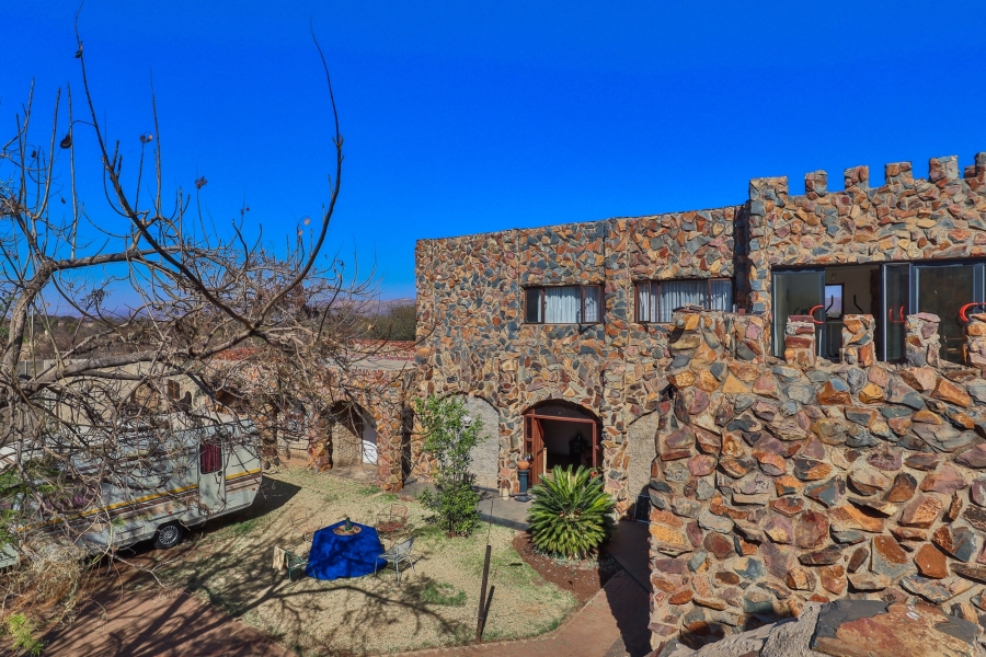 8 Bedroom Property for Sale in Rietfontein AH North West